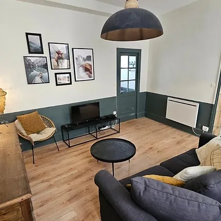 Le Clos Medieval - 2 Bedrooms, Wi-fi, Terrace