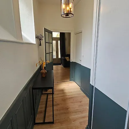 Le Clos Medieval - 2 Bedrooms, Wi-fi, Terrace Montluçon