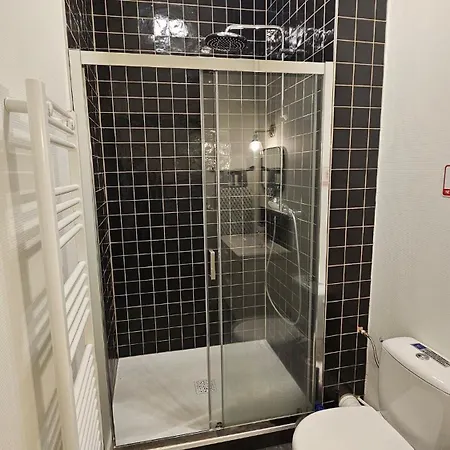 Le Clos Medieval - 2 Bedrooms, Wi-fi, Terrace